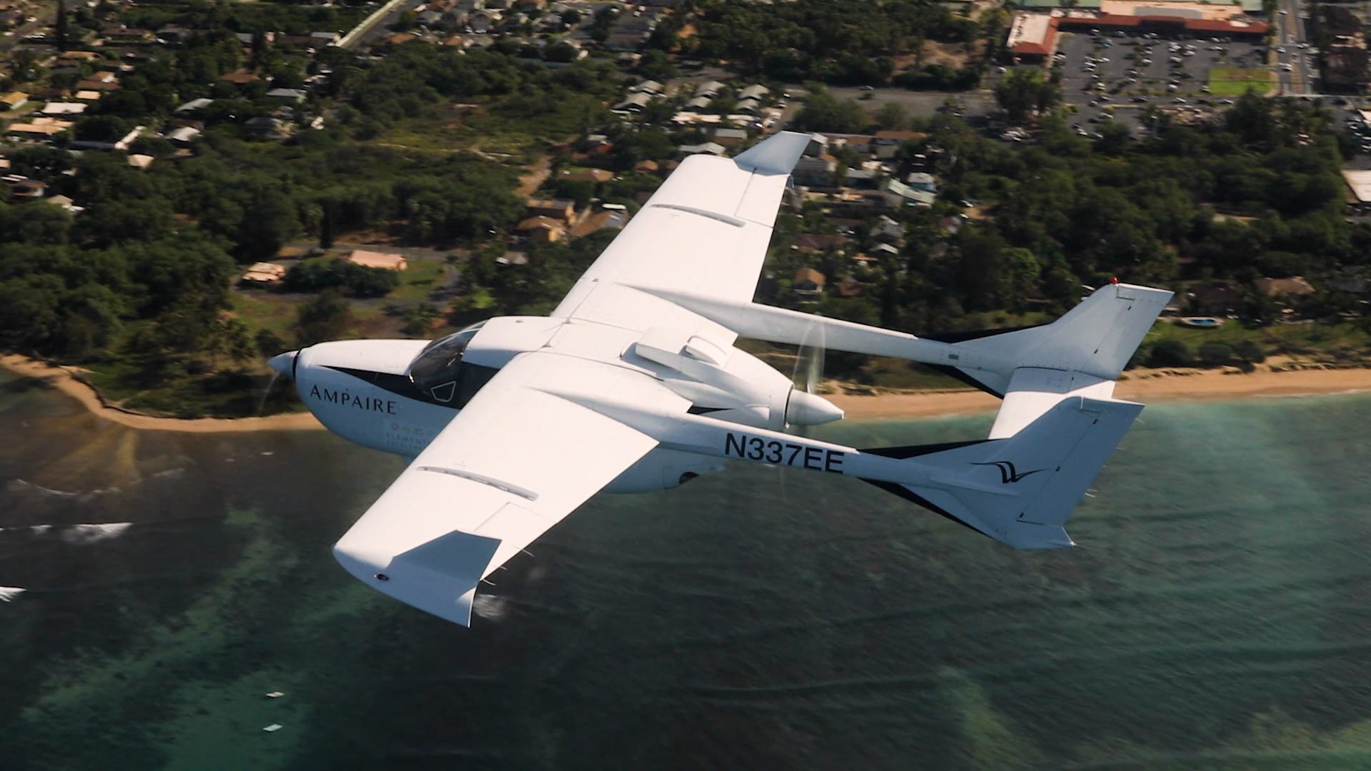 Hybrid Electric Aircraft Runs First Flight Trials Over Hawaii Video